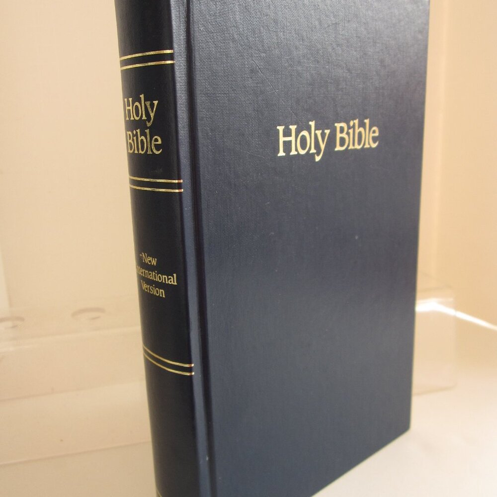 Holy Bible NIV 1970s - 1980s Version w Footnotes Navy Blue Hardcover Zondervan